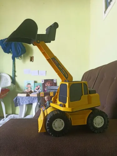 ? Trator Escavadeira de Brinquedo Infantil Grande ?