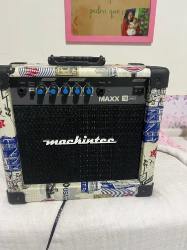Vendo cubo de guitarra 