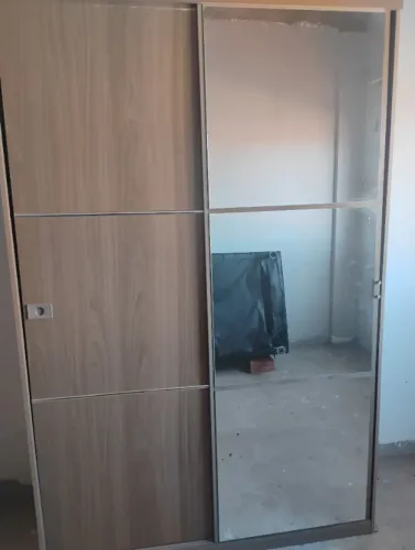 Guarda roupa de solteiro