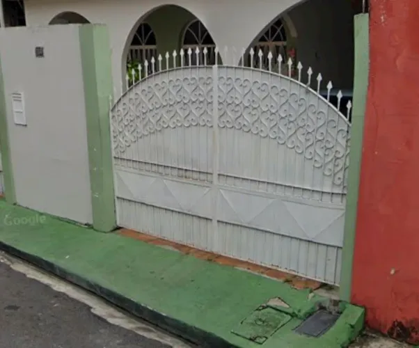 Portão de garagem duas folhas
