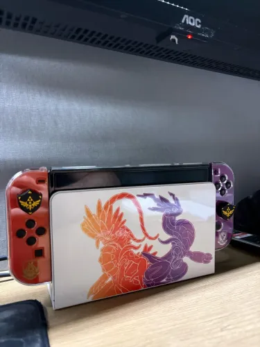 Nintendo Switch OLED Edição Pokémon Scarlet & Violet