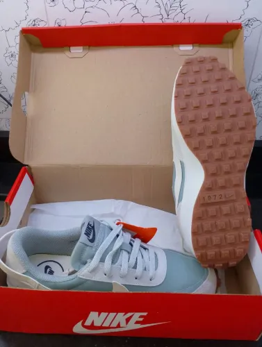Tênis Nike Waffle Debut Feminino 38