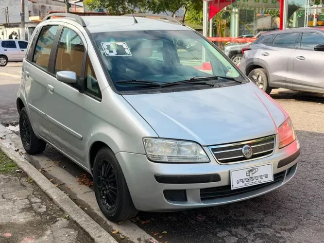 Fiat Idea A.ext./a..ext.loc.dual. 1.8 Flex 5P 2007