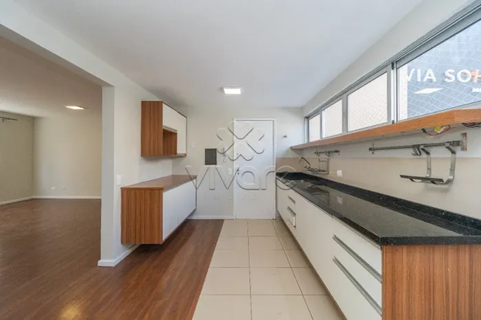 Apartamento 3 quartos 1 suite - Bairro Batel - para alugar