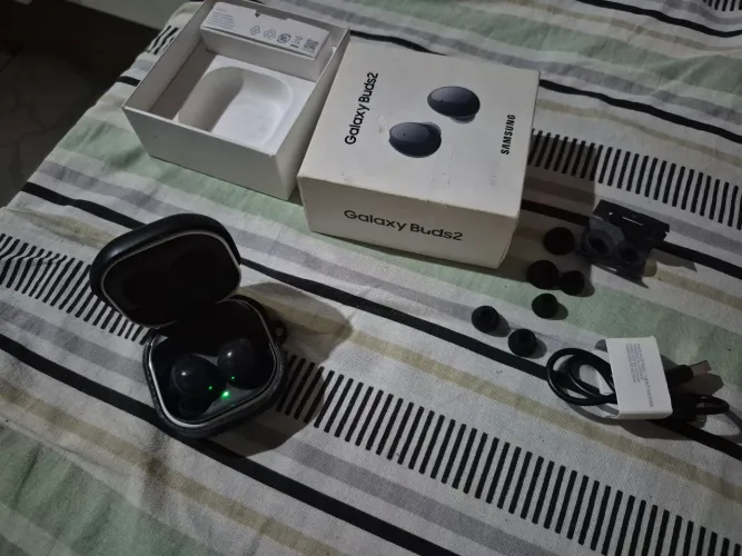 Galaxy buds 2