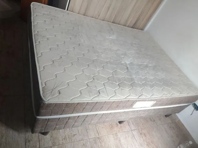 Cama box casal com colchão conjugado