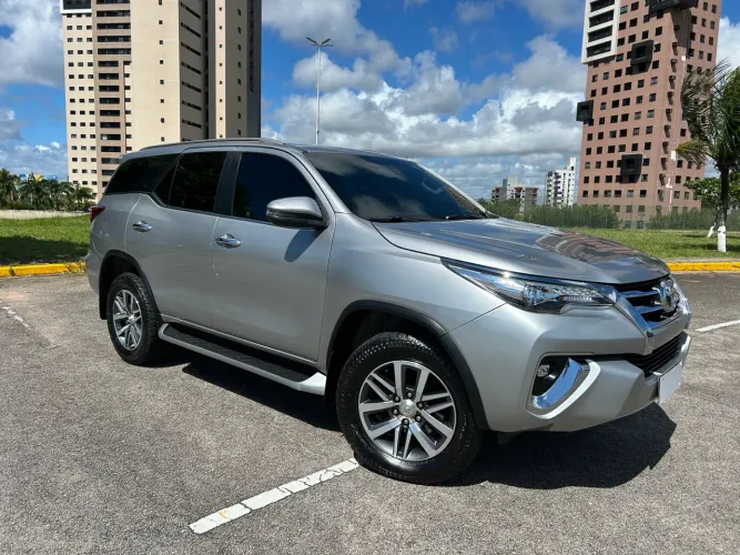Toyota Hilux SW4 SRX 4X4 2.8 TDI 16V Dies. Aut. 2020