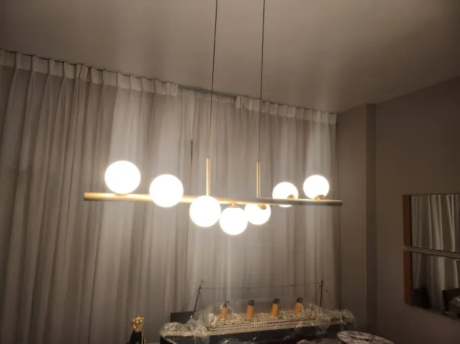 Lustre de Bolas Dourado