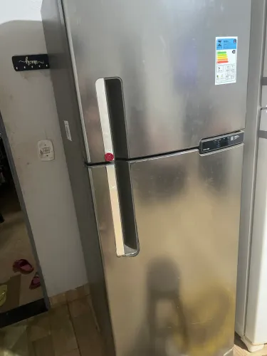 Geladeira Brastemp 375 litros inox