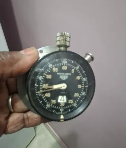 Cronômetro Heuer monte_carlo vintagem anos 50 a 70, funciona a corda.