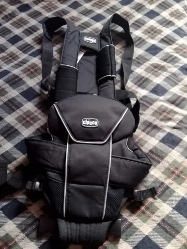 Canguru Chicco Easy Fit Preto - Ergonômico 0 a 9kg - Usado em bom estado