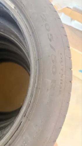 Vendo 4 Pneus 205/50R17