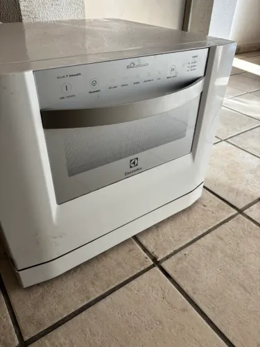 Lava louça Electrolux 