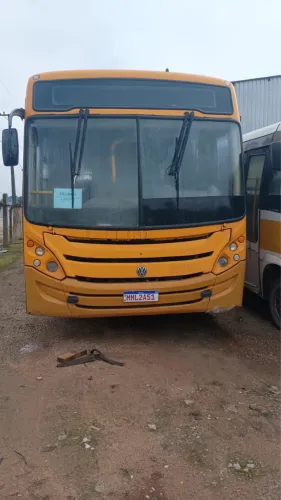 Ônibus escolar Vw 17.230 ano 2012