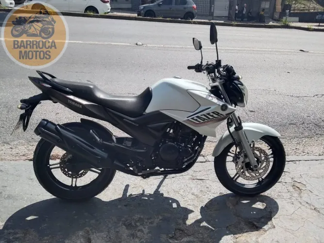FAZER 250 BLUEFLEX BRANCA 2015/2015