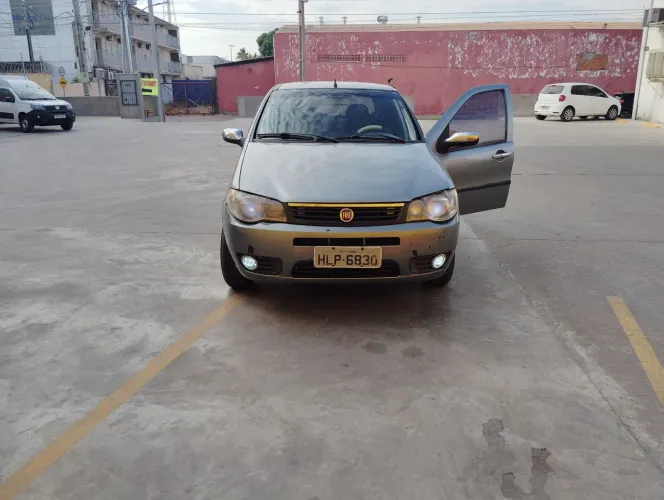 Fiat Palio 1.0 Economy Fire Flex 8V 4P 2010