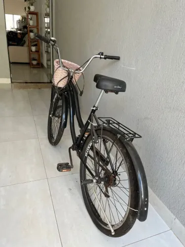 Bicicleta Com Marcha Semi-Nova