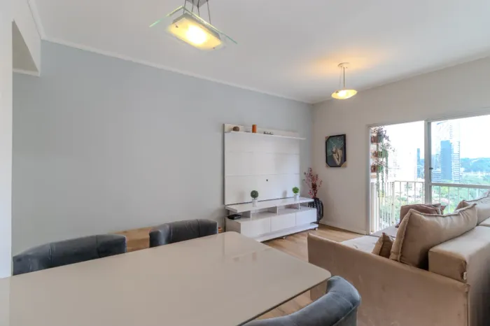 Apartamento para venda em Vila Olímpia com 2 quartos, 70m²