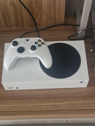 Vende-se Xbox Series S