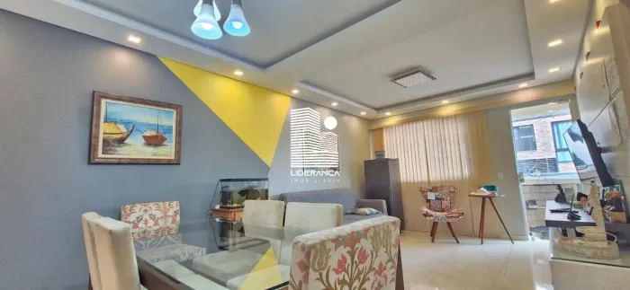 Apartamento,Carvoeira, 03 Dormitórios/01 Suíte