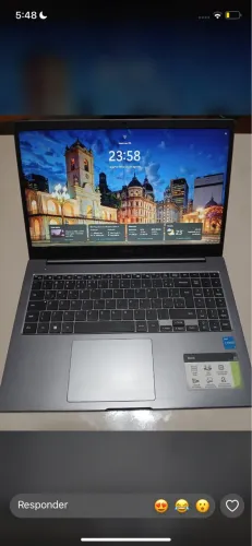 Samsung book - Vende-se notebook.