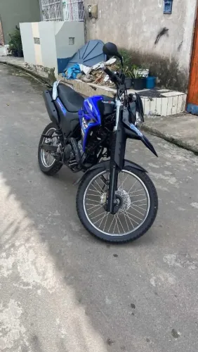Lander falta apenas 9 prestação de 750 leia o anúncio ?
