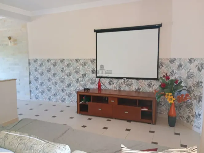 Oportunidade - Casa em Condomínio - Condomínio Quinta dos Lagos - Paraibuna - 300m² - Estu