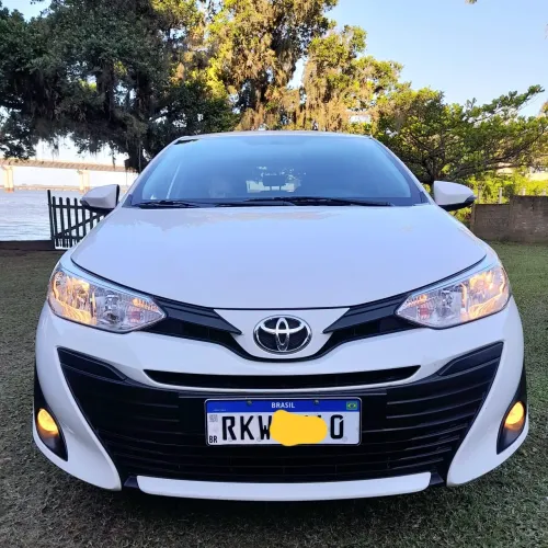 Toyota Yaris XS Connect Sedan 1.5 Flex 16V AUT 2021