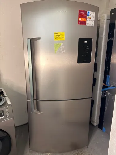 NUNCA USADA!!! Geladeira Brastemp Inverse 591 Litros Inox