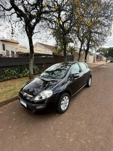 Fiat Punto Attractive 1.4 Fire Flex 8V 5P 2013