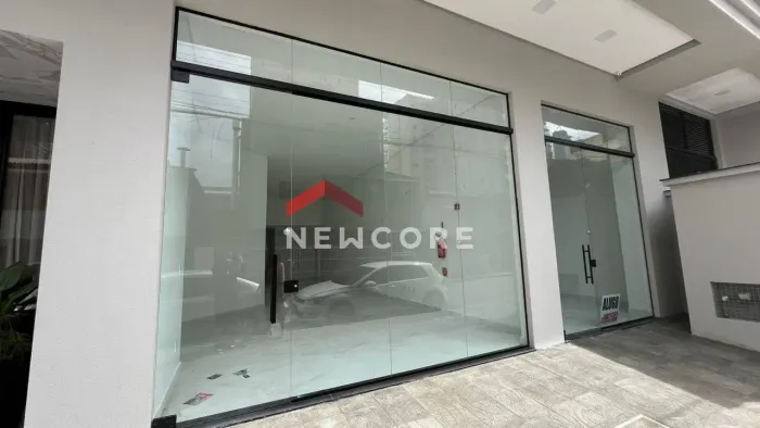 Sala comercial em Rua 266 - Meia Praia - Itapema/SC