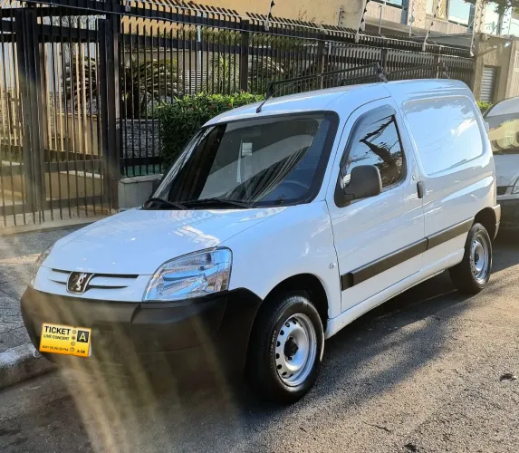 Peugeot Partner Furgão 1.6 16v/ 1.6 16V Flex 3P 2020