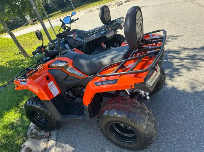 Venda de 2 quadriciclos Farmer 300 CC (Apenas R$29.000,00 cada). Pouquíssimo rodados