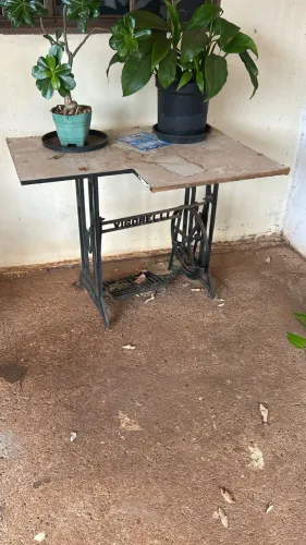 Base de maquina de costura