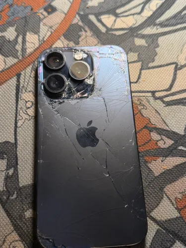 Iphone 15 Pro 256GB -Danificado