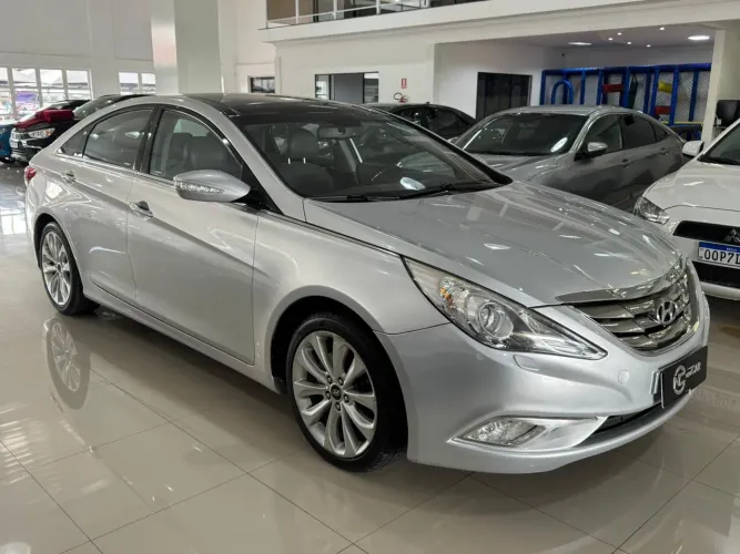 Hyundai Sonata 2.4 16V 182cv 4P Aut. 2013