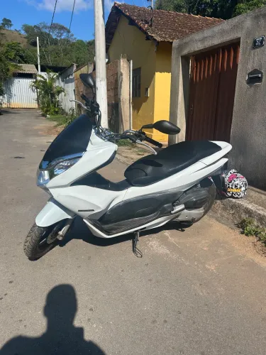 HONDA PCX 150 2014-BRANCA