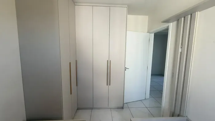 Alugo Apartamento de Dois Dormitórios com suíte Bairro Prospera Criciúma