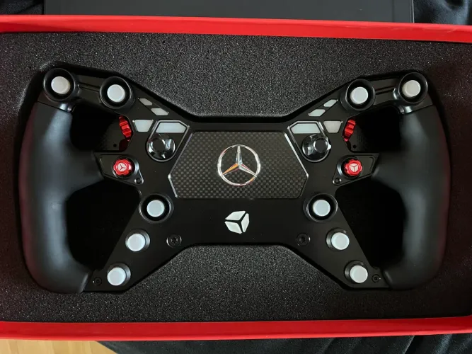 Cube controls AMG 