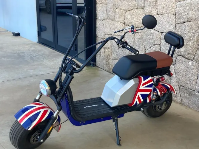Scooter Elétrica Chopper Starmega 1000W - Estampa Reino Unido