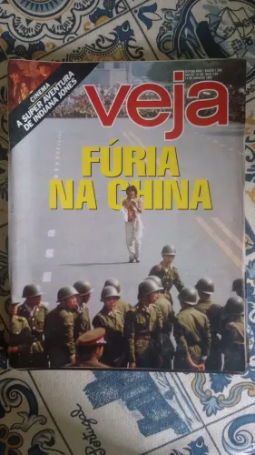 Revista Veja Fúria na China