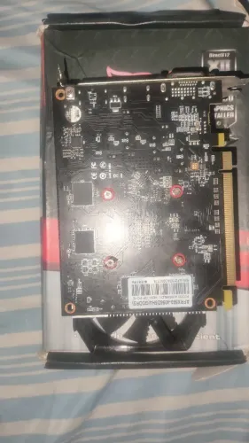 Rx 560 4GB NAO DA VÍDEO e geforce 210 1gb