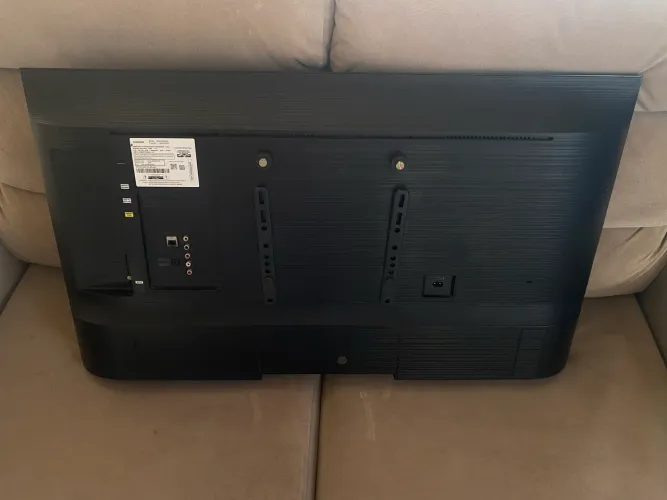 VENDO TV COM DEFEITO 