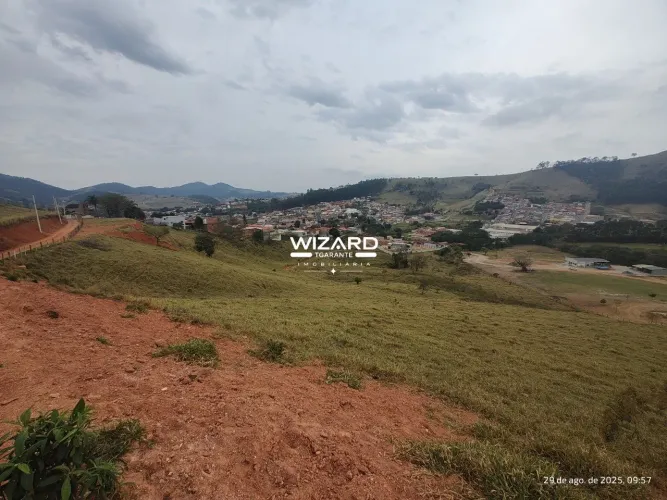 Área de 22.000 metros no centro de Piracaia e pronto para construir sua chácara