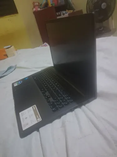 Vende se notebook