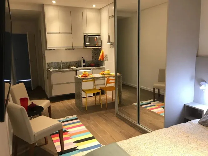 Imóvel para aluguel possui 34 metros quadrados com 1 quarto em Granja Viana - Cotia - SP