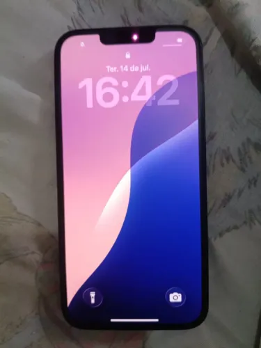 Vende-se iPhone 16e
