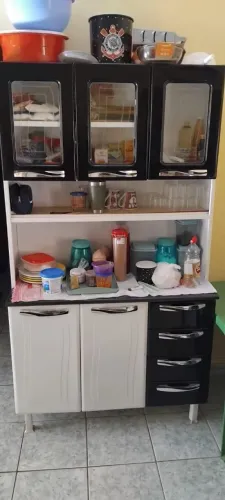 VENDO ARMÁRIO ITATIAIA, NÃO FAÇO ENTREGA XAMA SÓ QUEM REALMENTE QUER COMPRAR 