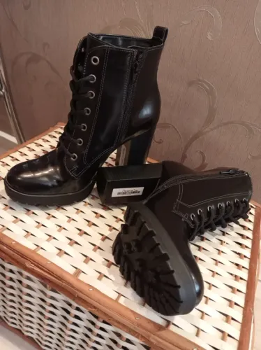 Bota Via Marte - Numeração 39 - Salto 11cm