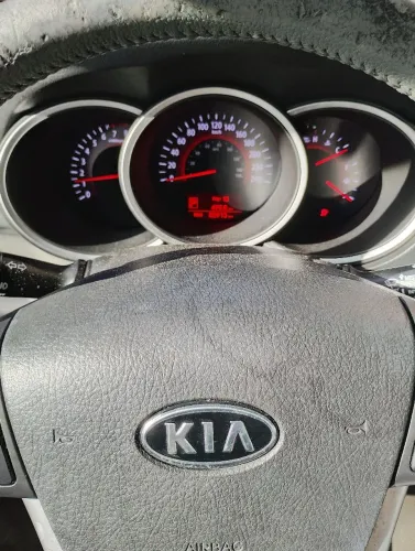 Kia Motors Sorento 3.5 V6 24V 278cv 4X4 Aut. 2012